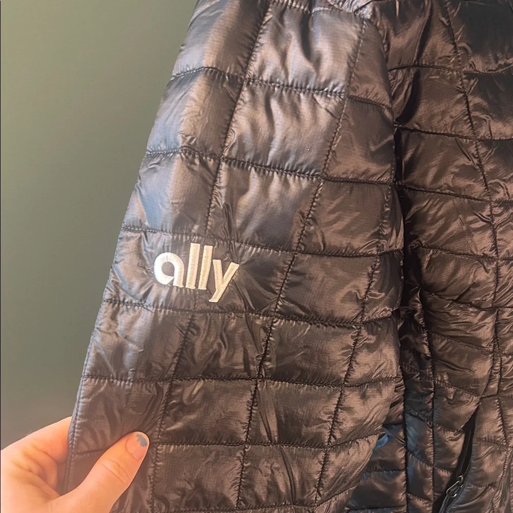 NWT The North Face Black Quilted Packable Jacket